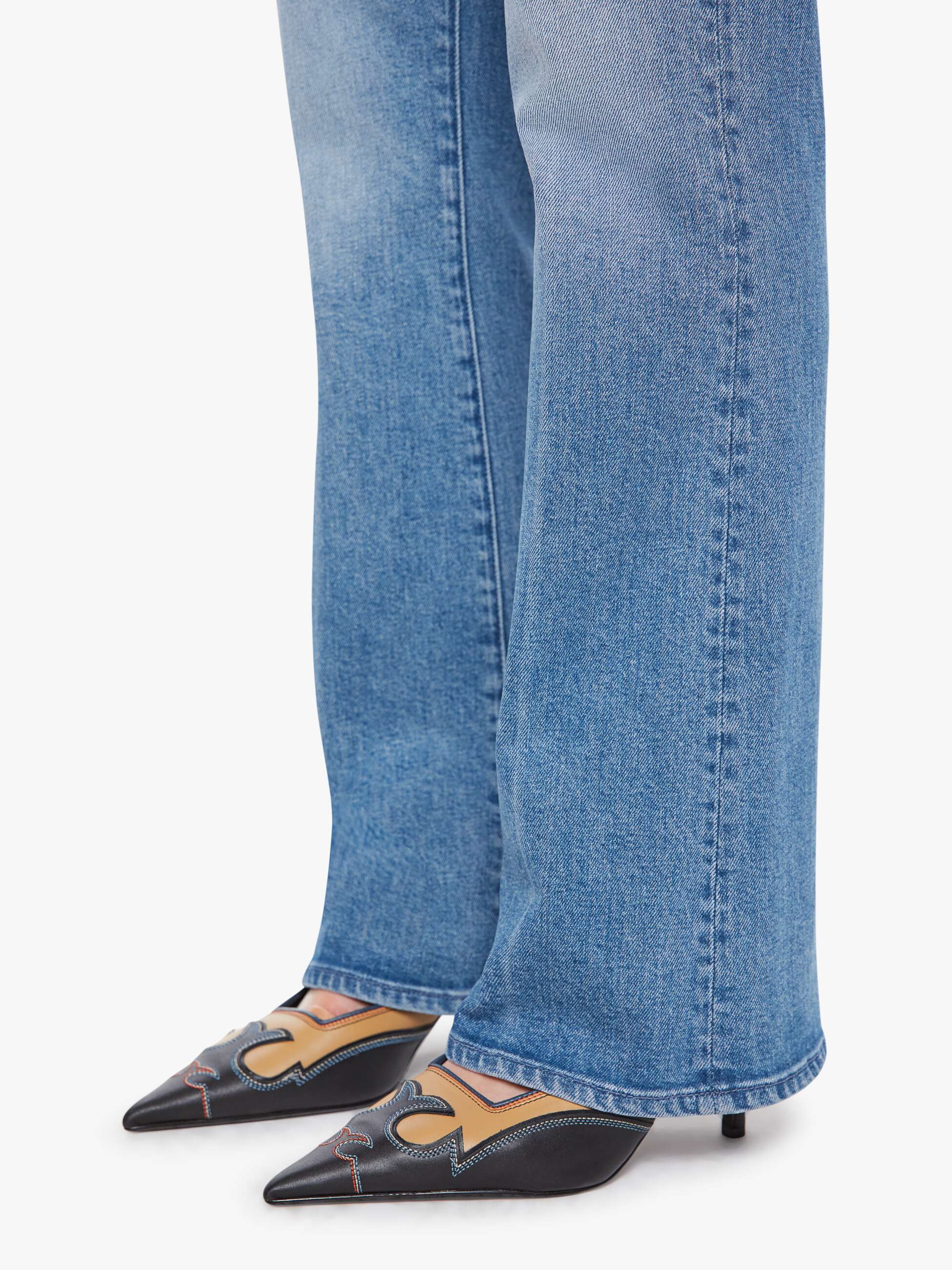 10527-1729hky MOTHER The Outsider Sneak